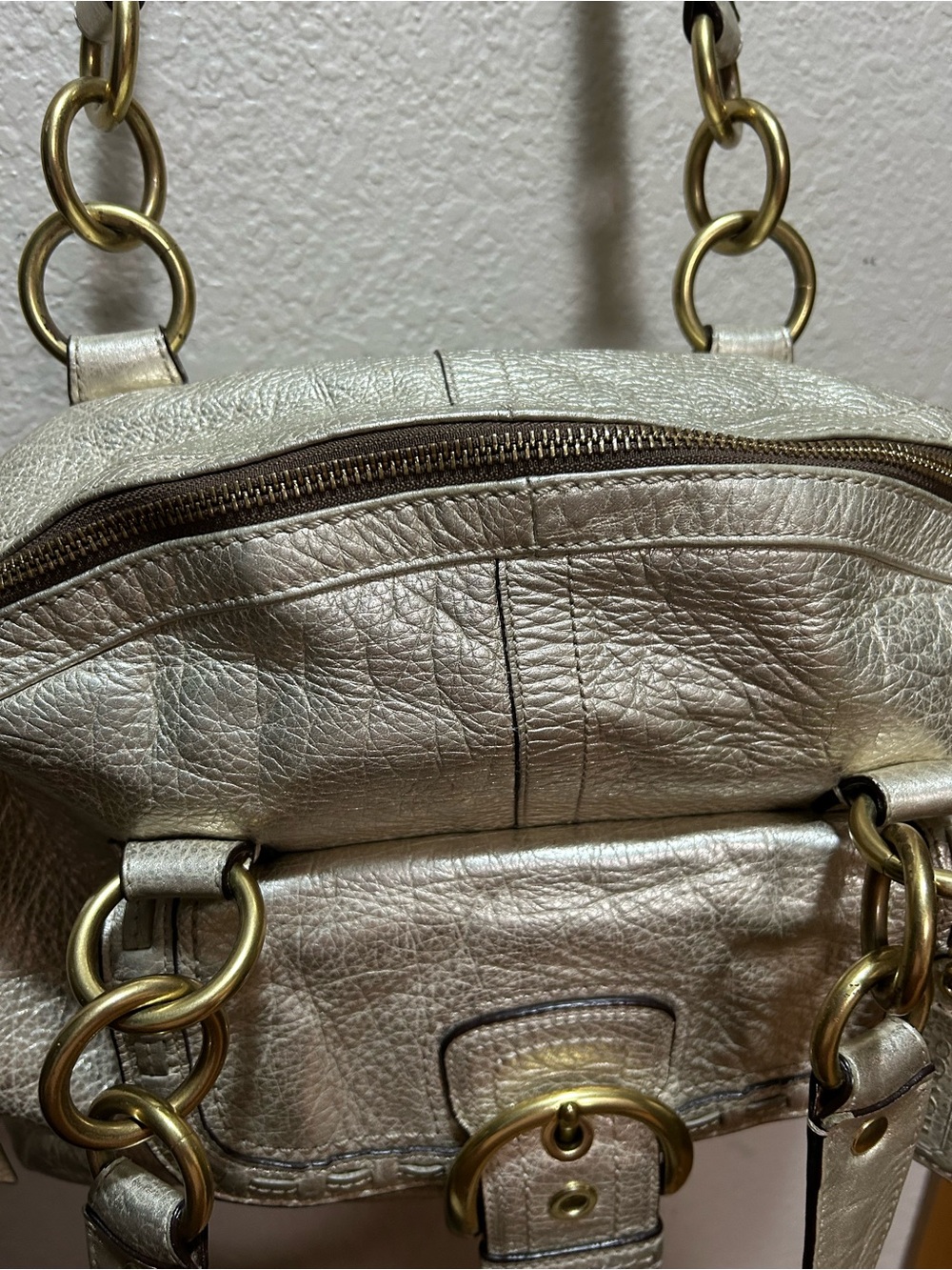 Authentic Coach Metallic Silver Leather Shoulder Bag with Brass Buckle Accents - Picture 5 of 16